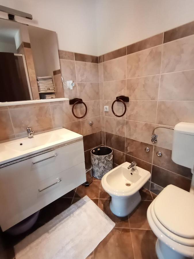 Apartments Ivankovic Stari Grad  Extérieur photo