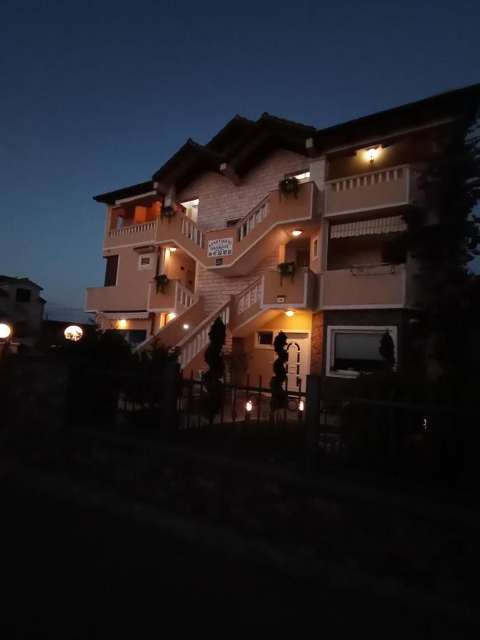 Apartments Ivankovic Stari Grad  Extérieur photo