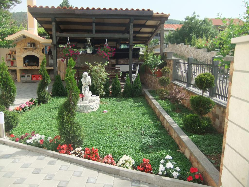 Apartments Ivankovic Stari Grad  Chambre photo