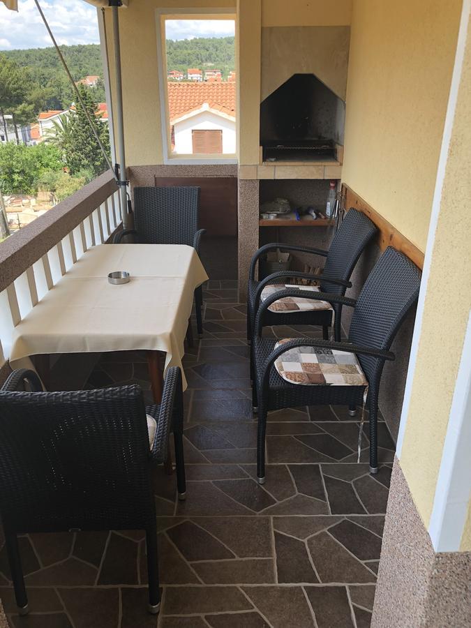 Apartments Ivankovic Stari Grad  Extérieur photo