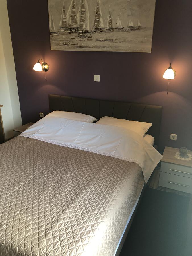 Apartments Ivankovic Stari Grad  Extérieur photo